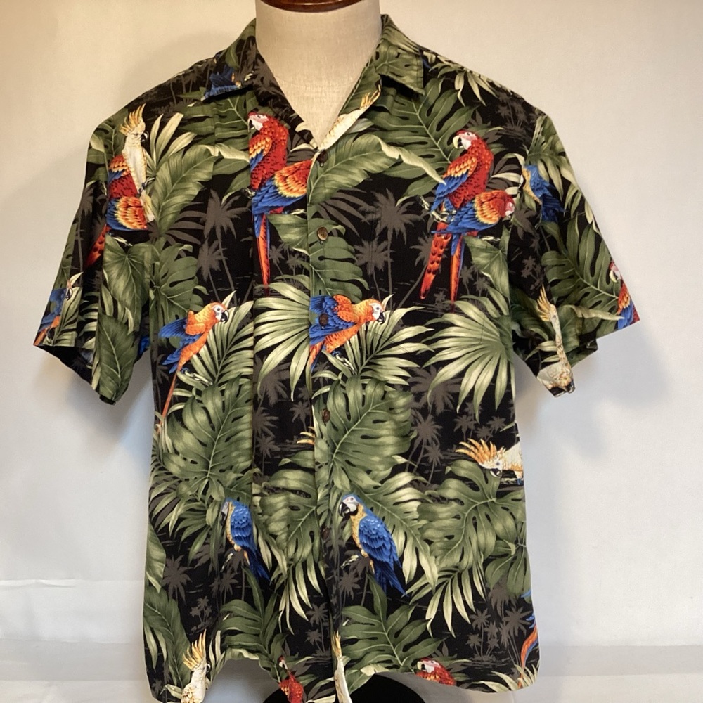 RJC Vintage Hawaiian Shirt Featuring Parrots Print Men’s Size Large made in USA